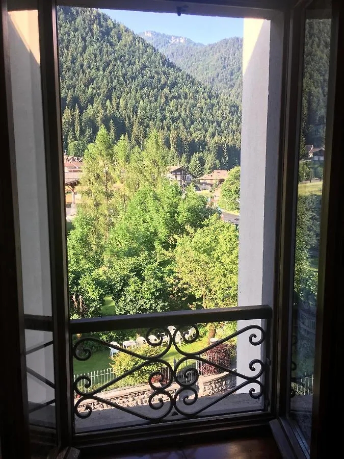 Albergo Pineta Schilpario 3*,